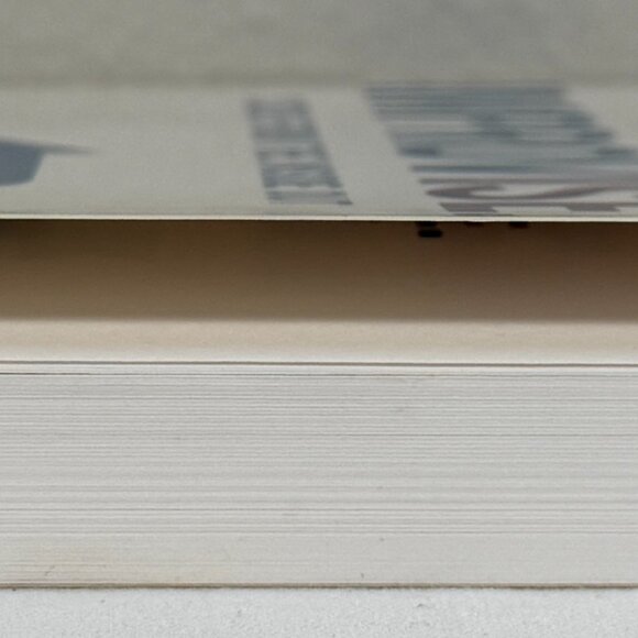 Improvise: Scene from the Inside Out (2nd Edition) Mick Napier & Stephen Colbert - Picture 2 of 4